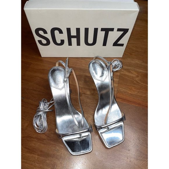 Schutz X REVOLVE Vikki Heels in Silver 6.5 - Picture 5 of 13
